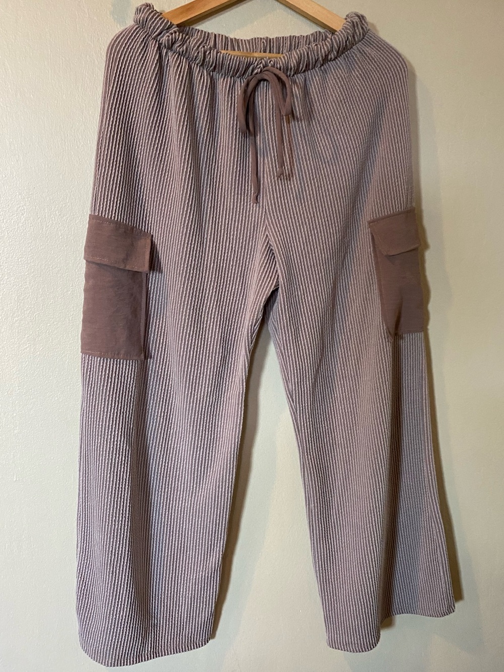 Ribbed Wide leg Cargo Pants